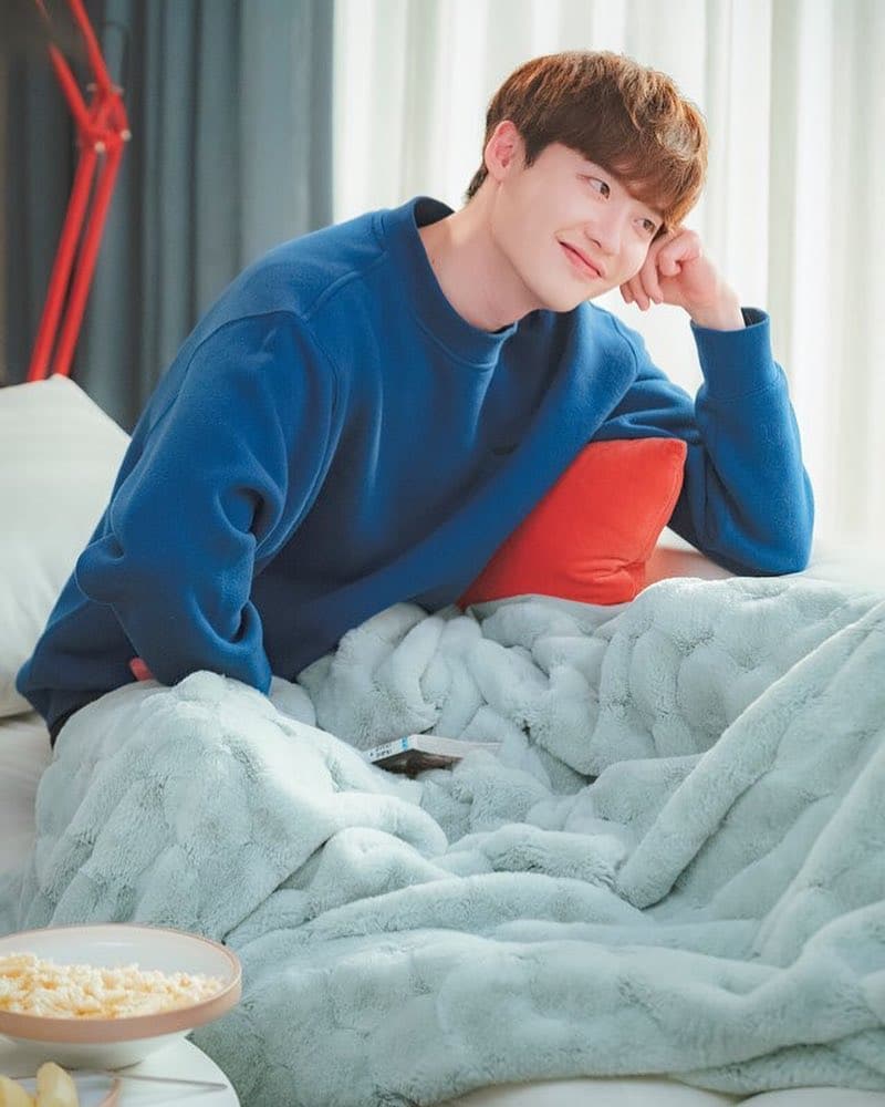 Lee Jong-Suk Biography