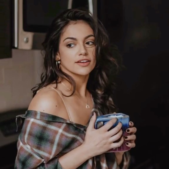 Bethany Mota Biography, Bethany Mota Wikipedia, Bethany Mota WIki Bio