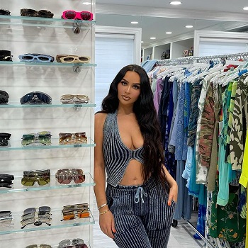 Carli Bybel Measurements ,Carli Bybel size, Carli Bybel Shape, Carli Bybel 