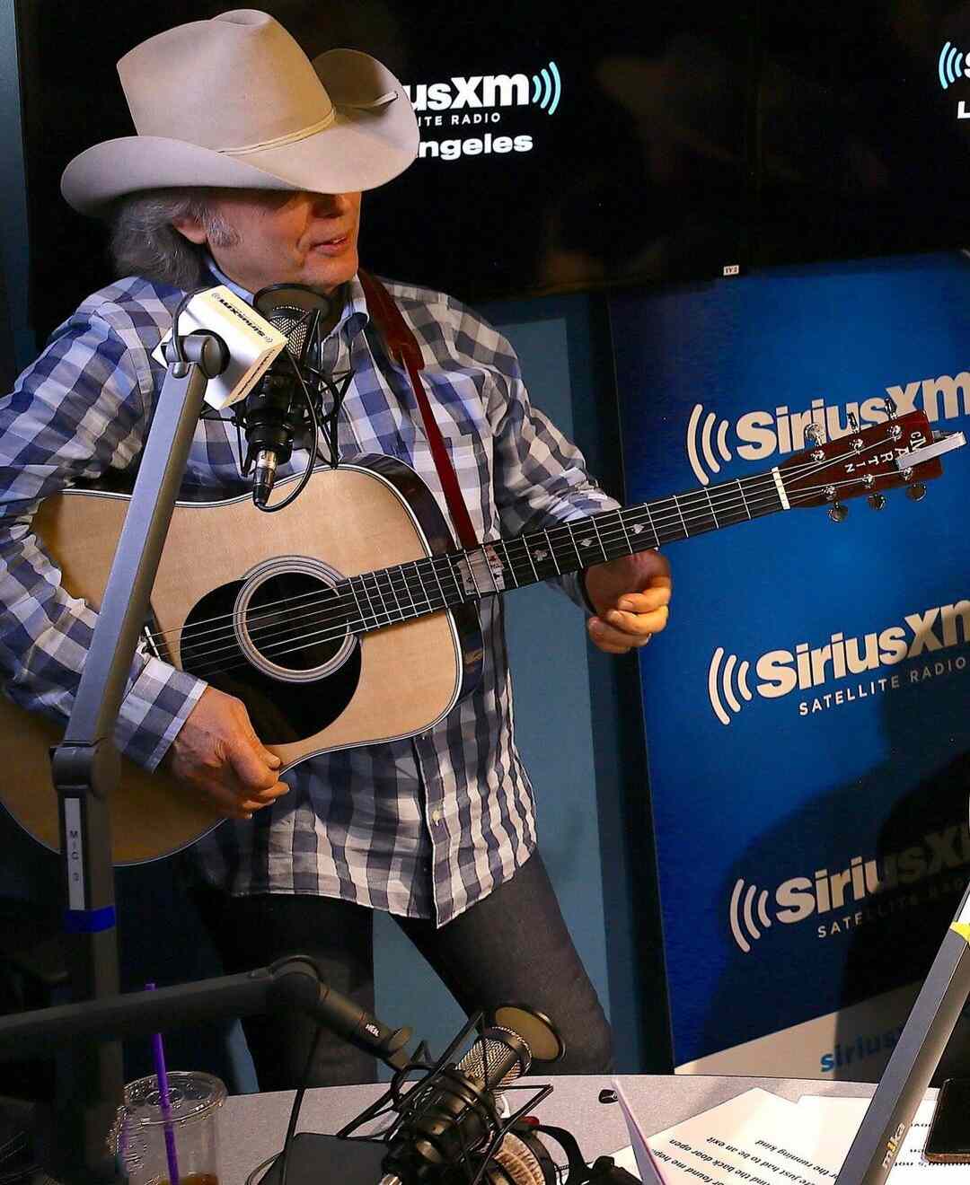 Dwight Yoakam: Biography, Wikipedia, Age, Songs, Wife, Movies